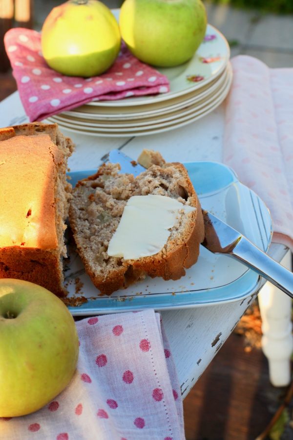 Easy and Best Homemade Apple Cinnamon Bread Recipe Cherry Menlove